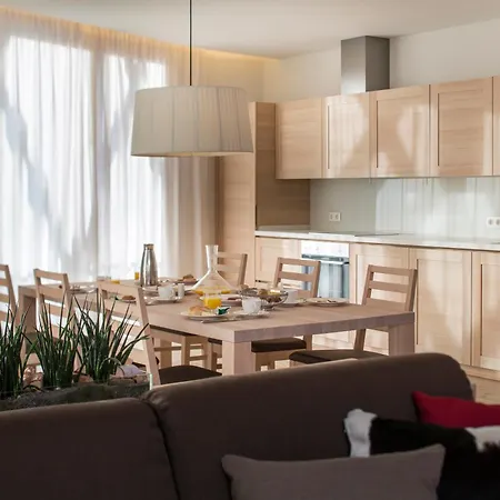 Falkensteiner Residences Edelweiss מלון דירות