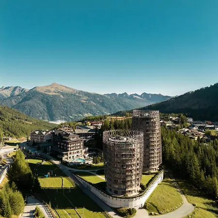 Falkensteiner Residences Edelweiss 4* 卡奇山口
