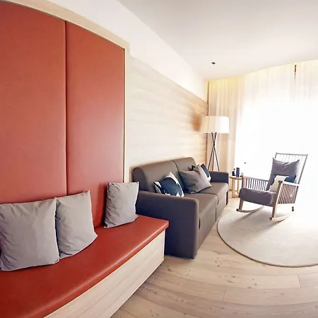 アパートホテル Falkensteiner Residences Edelweiss 4*