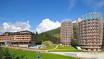 Falkensteiner Residences Edelweiss 公寓式酒店 4*